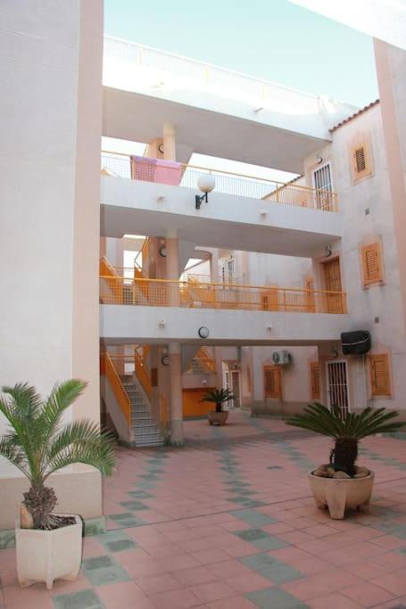 Tesoro Del Eden Apartment Torrevieja Bagian luar foto